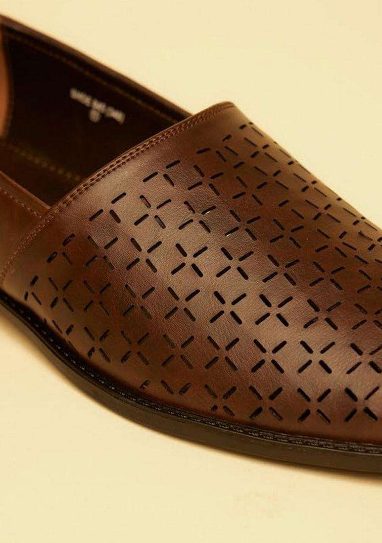 Manyavar Brown Self Texture Loafers Juti Mens Ethnic Jutti - Indya