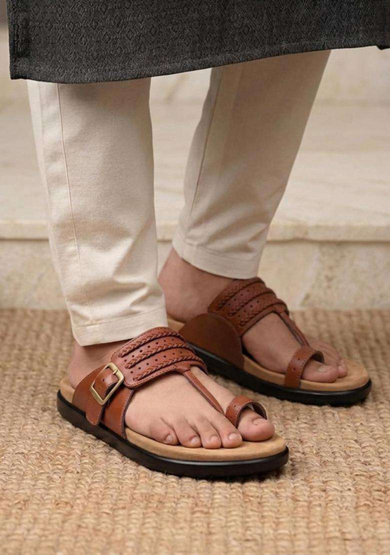 Frido Puneri Chappal for Men Available in 2 Options Arch Support and Without Arch - Indya