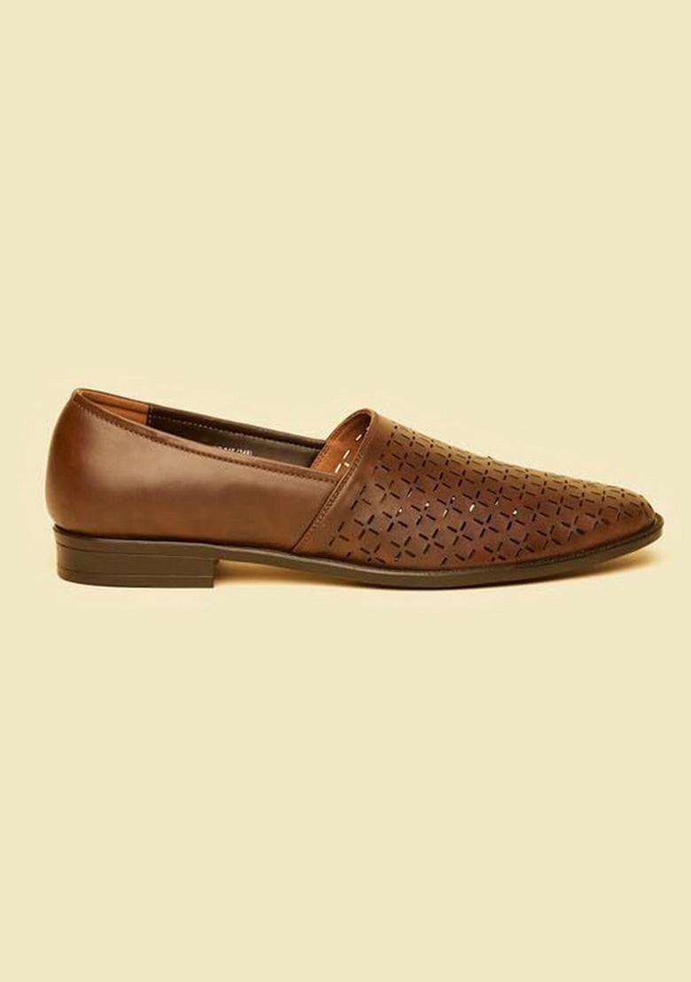 Manyavar Dark Brown Elegance Shoes Mens Ethnic Jutti - Indya
