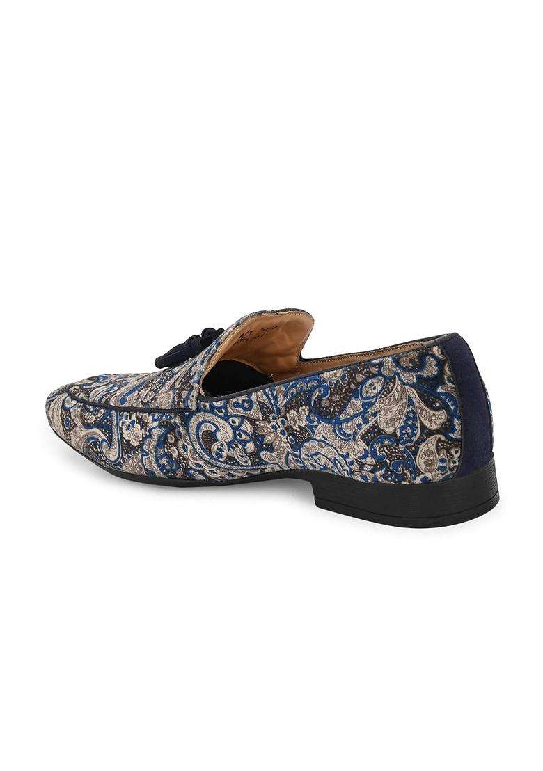 San Frissco Mens Loafers Printed Casual Slip on Shoes Festive Jutis and Ethnic Mojaris Cushioned Footbed - Indya