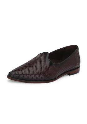 HITZ Mens Brown Leather Slip on Ethnic Shoes