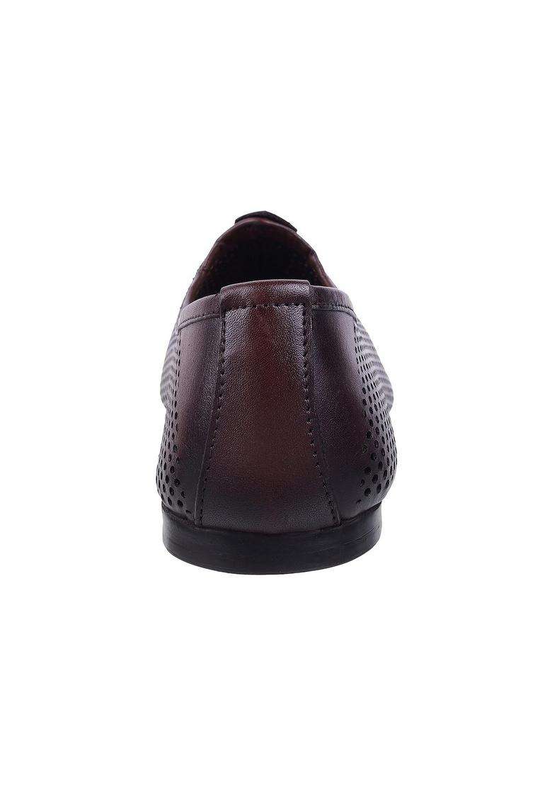 Metro Brown Men Ethnic Leather Jutis - Indya