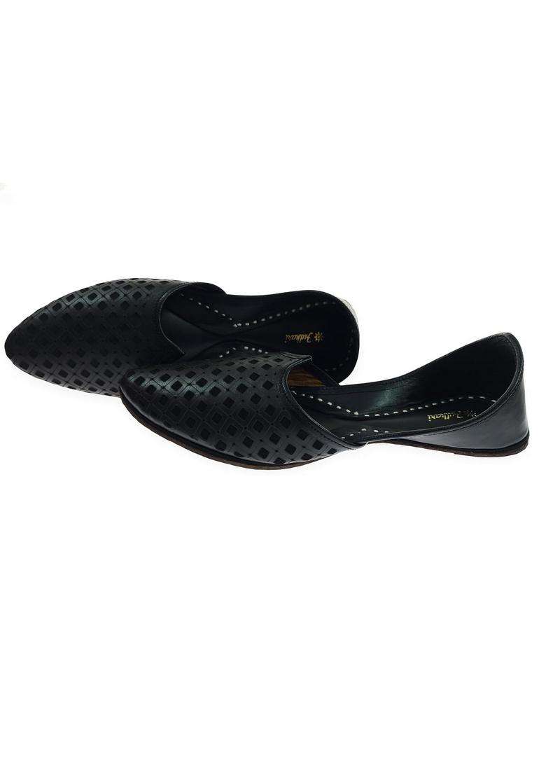 Fulkari Black Men Genuine Soft Leather Casual Jutis Bite and Pinch Free Jutti - Indya