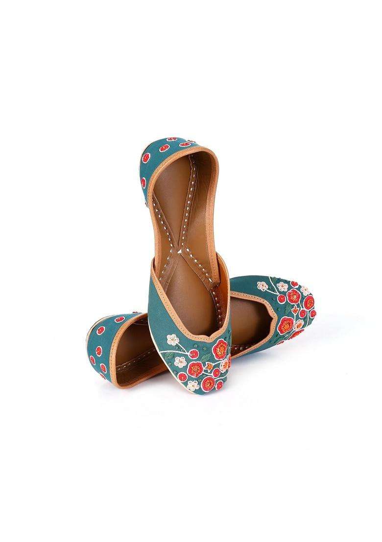 Summery Green Floral Jutti for Ladies Pure Leather Ladies Jooties Flat Shoes Mojari Mojri Mojdi Juti Mojaris - Indya