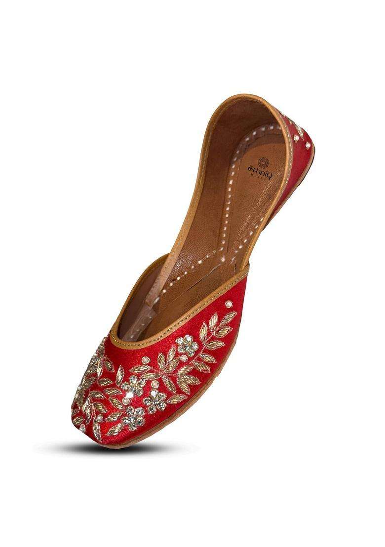 Ethniq Walks Crimson Jeweled Wedding Juttis Flat Slip - Indya