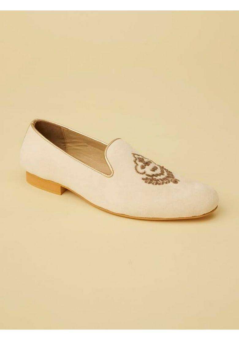 Manyavar Beige Hand Embroidery Loafers Juti Mens Ethnic Jutti - Indya