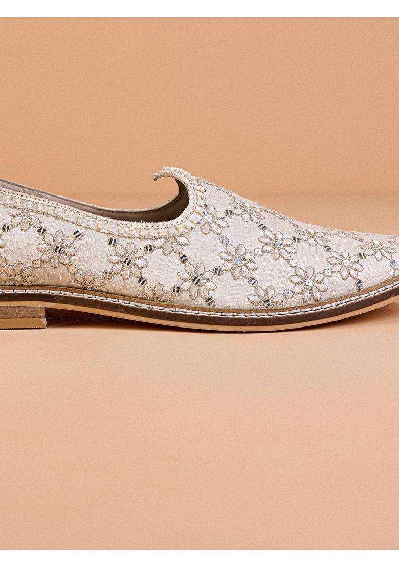 Tasva Ivory Brocade Embroidered Mojari Size 8 - Indya