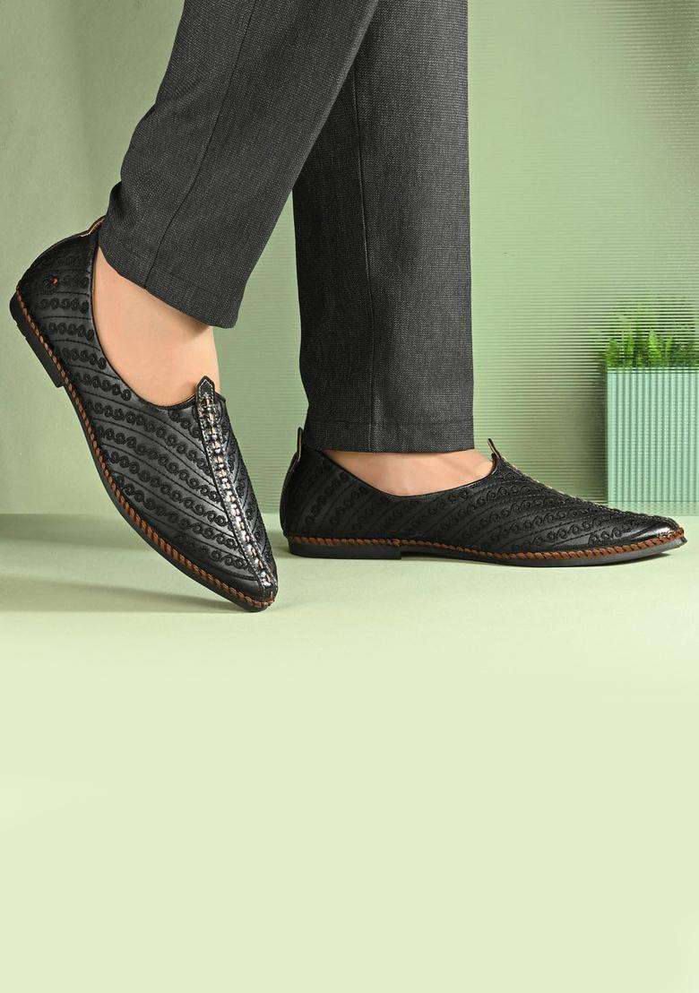 Westport Black Men Faux Leather Ethnic Jutti M - Indya