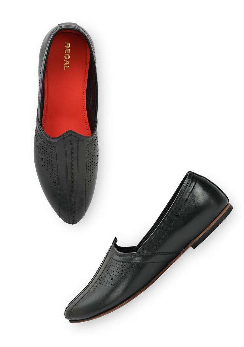 Regal Black Men Leather Laser Cut Juttis - Indya