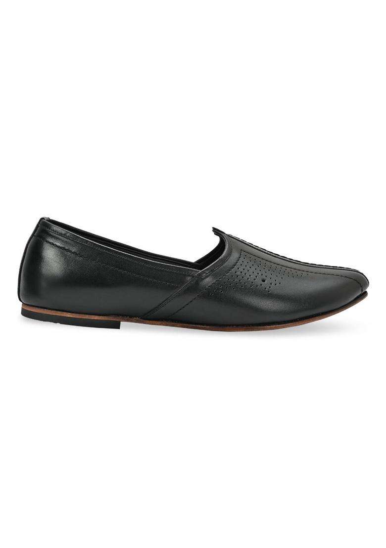 Regal Black Men Leather Laser Cut Juttis - Indya