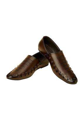 Manyavar Dark Brown Loafer Style Self Design Shoes Mens Ethnic Jutti