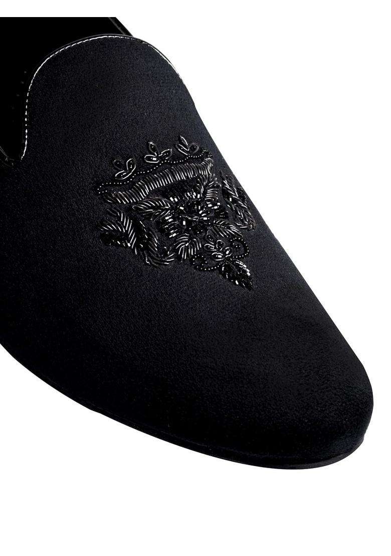 Tanny Shoes Mens Soft Touch Black Velvet Zardozi Hand Embroidery Motif Slip on Jutti for Bridal Party Casual - Indya