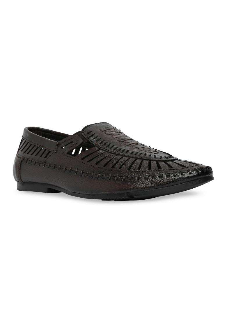 Regal Brown Men Ethnic Mojari Sandals - Indya