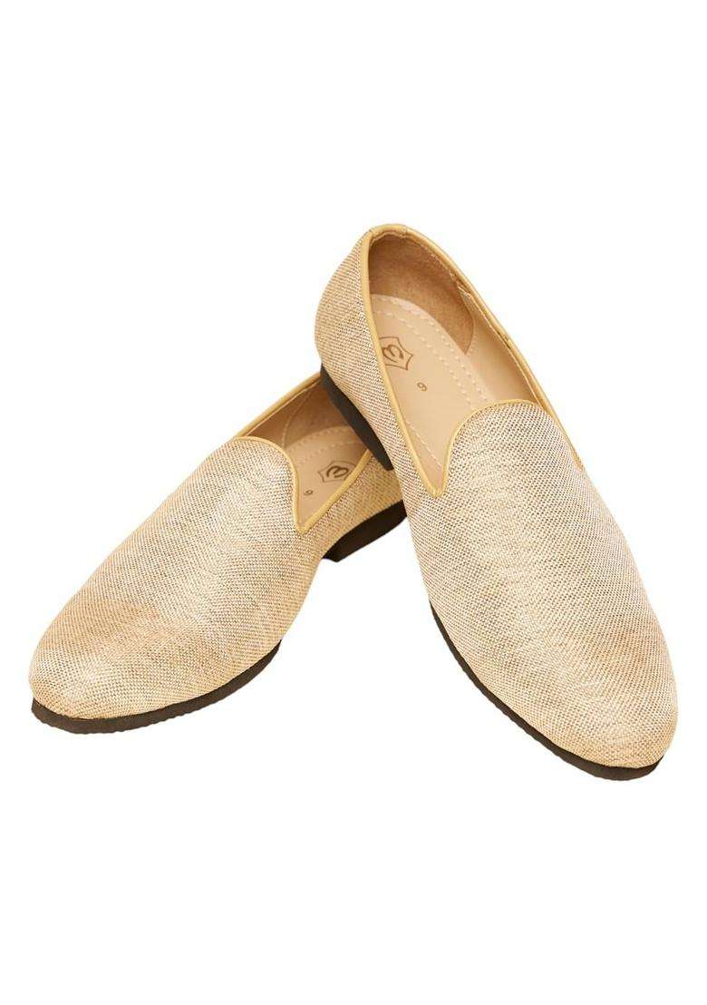 Manyavar Beige Plain Self Texture Mens Ethnic Jutti - Indya