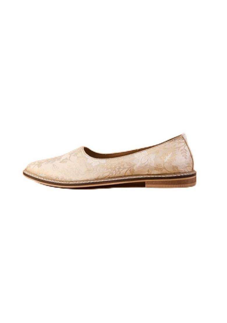 Tasva Gold Brocade Mojari Size 10 - Indya