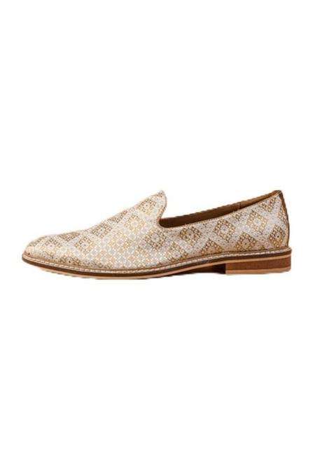 Tasva Gold Brocade Mojari Size 7
