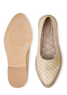 Tasva Gold Aurum Heritage Mojari