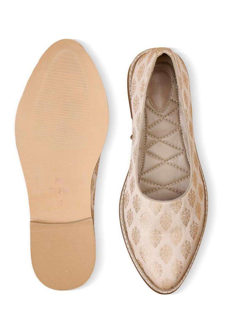 Tasva Ivory Pearl Heritage Mojari - Indya