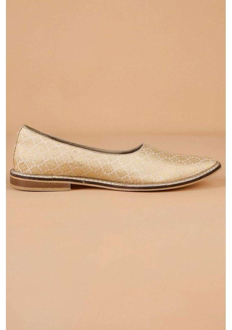 Tasva Imperial Gold Brocade Mojari - Indya