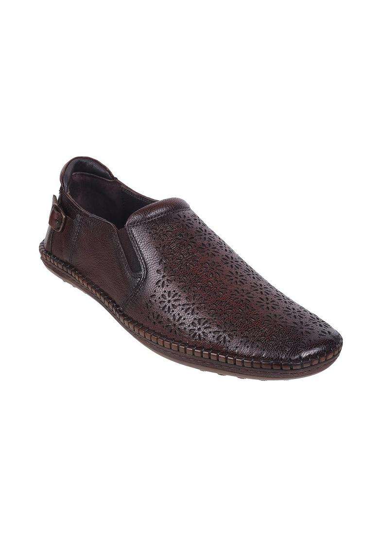 Metro Brown Men Ethnic Leather Jutis - Indya