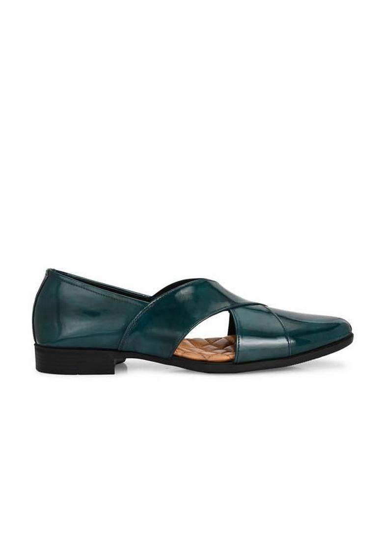 HITZ Mens Green Patent Leather Ethnic Shoes - Indya
