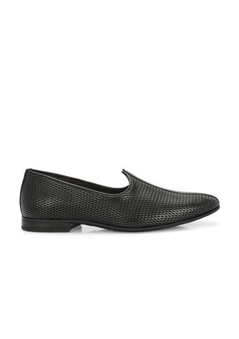 HITZ Mens Black Leather Ethnic Shoes - Indya