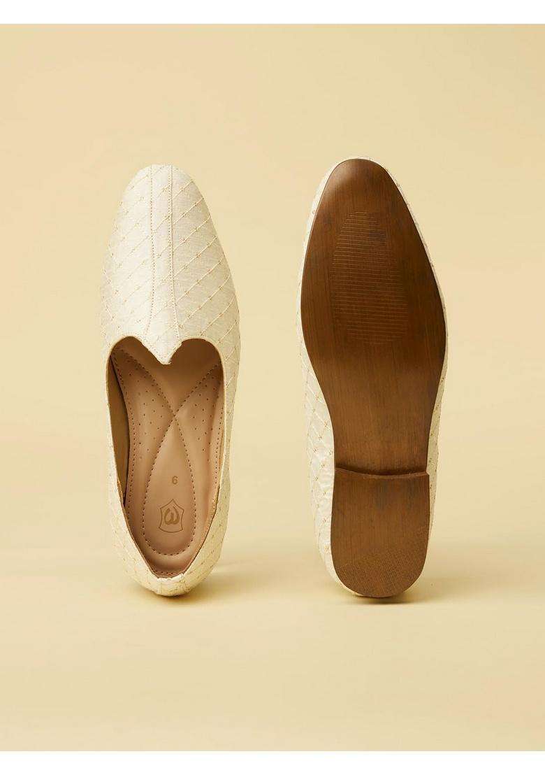 Manyavar Cream Jacquard Loafers Juti Mens Ethnic Jutti - Indya