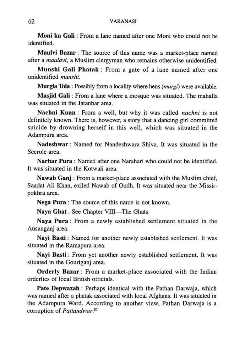Varanasi At The Crossroads A Panoramic View Of Early Modern Varanasi And The Story Of Its Transition Two Volumes - Indya