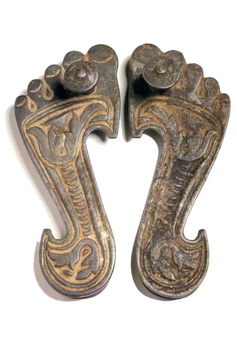 Feet and Footwear In Indian Culture - Indya