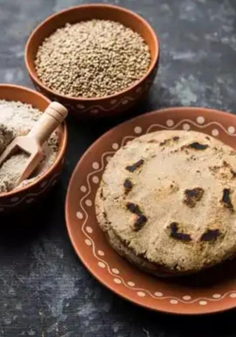 Valuableplus™ Bajra Ka Atta, Bajra Flour, 100% Bajra Millet Flour, Pearl Millet Atta, Natural & Gluten Free 2Kg
