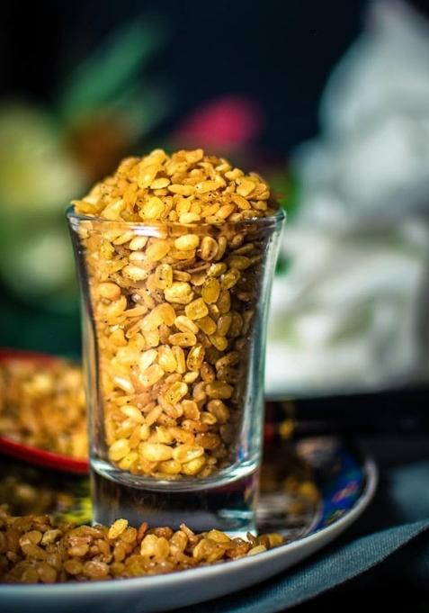 Moong Dal Namkeen Salty Moong Dal | Organic Namkeen | Fried In Cold Pressed Groundnut Oil | Healthy Indian Snacks | No Preservatives | Crispy Crunchy Ready To Eat (500 Gram, Moong Dal)