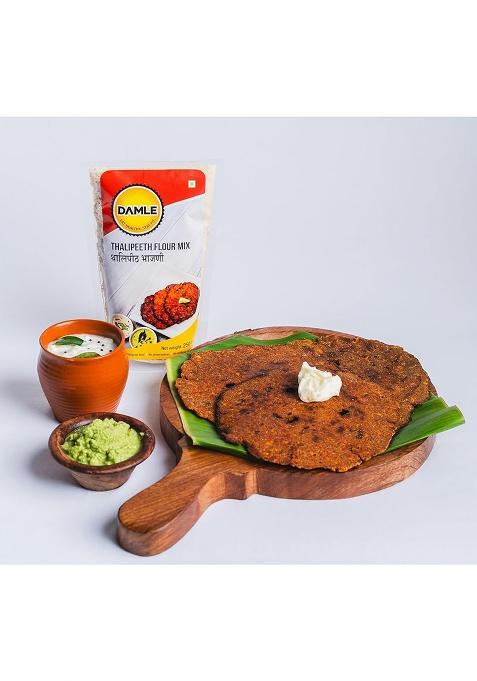 Thalipeeth Bhajani Atta, Instant Thalipeeth Mix From Damle With 18 Healthy Grains, Protein-Rich Multi Grain Flour, No Preservatives, 500Gm Pack Of 2 (250Gm Each)