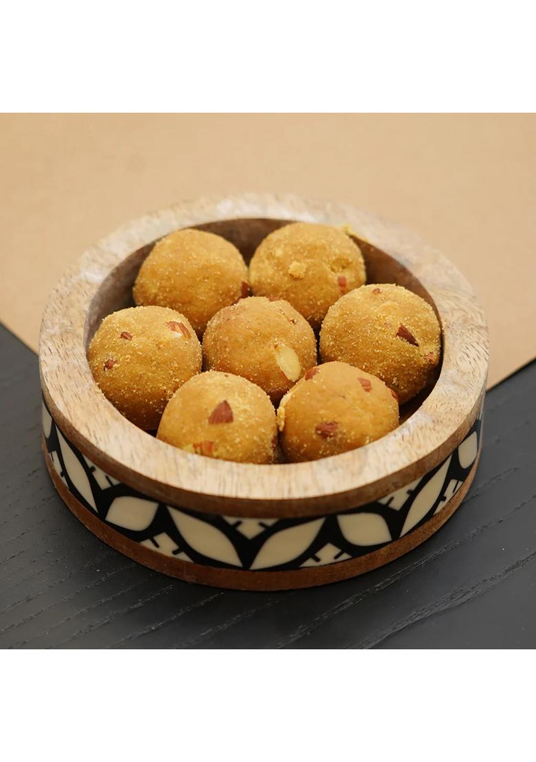 Ghasitaram Special Besan Laddoo (200 Gms)