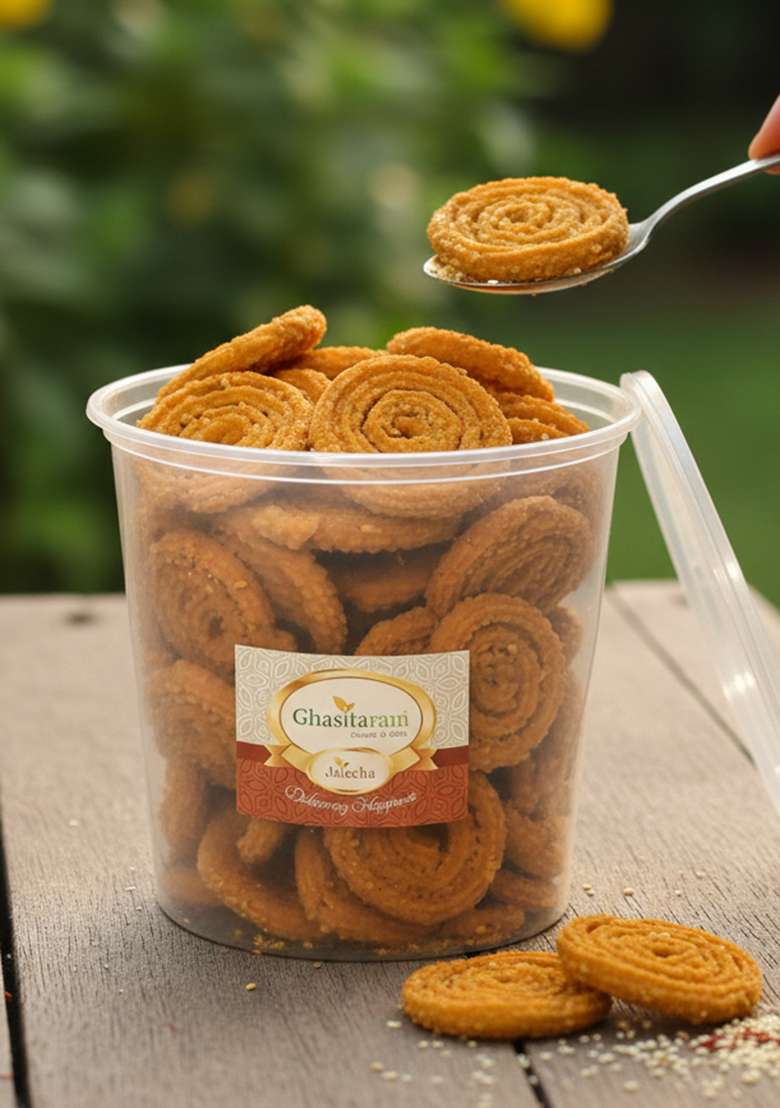 Ghasitaram Namkeen-Moong Chakli 300 Gms - Indya