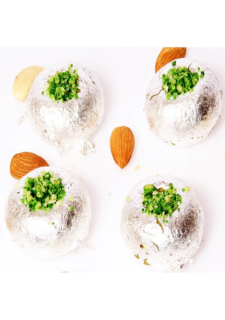 Ghasitaram Pure Kaju Pedas(200 Gms)