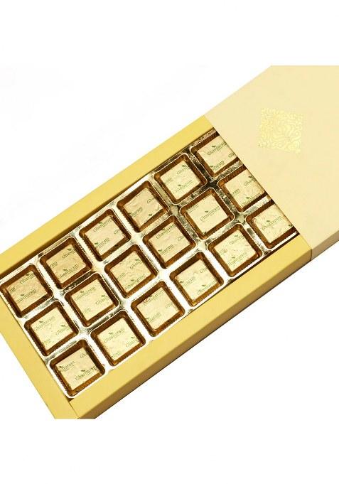Ghasitaram Classic 24 Pcs Mewa Bites Box