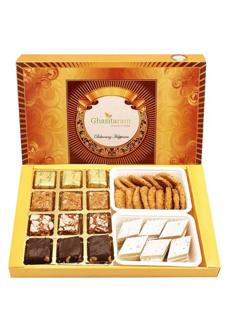 Ghasitaram Big Box Of 12 Pcs Assorted Bites, Kaju Katli And Methi Mathi