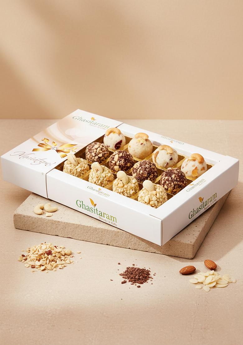Ghasitaram Assorted Roasted Laddoos In White Box
