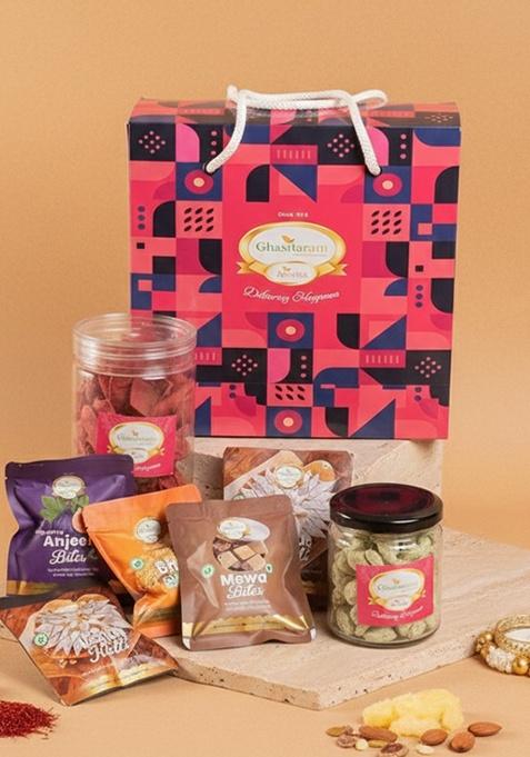 Ghasitaram Diwali Gift Hampers-Diwali Gifts-Bag Box Of Mithai Pouches, Namkeen, Dryfruit And T-Lights