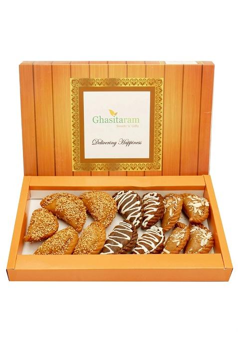 Ghasitaram Roasted Til/ Sesame, Traditional Gujiyas Box And Chocolate