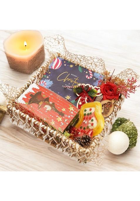 Ghasitaram Christmas Brown Cane Basket With 200 Gms Plum Cake