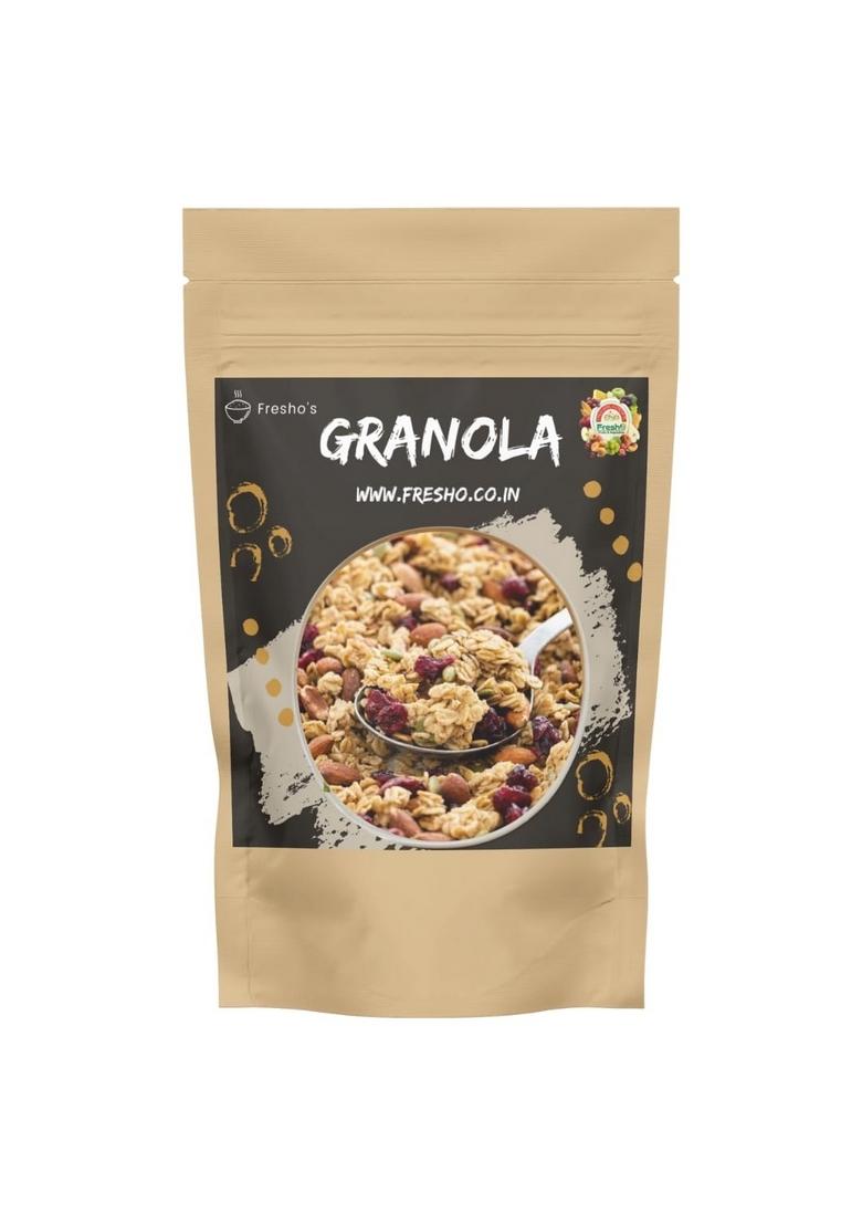 Crunchy Granola Honey, Almonds, Strawberries & Pumpkin Seeds 500G | 24% Fruit, Nut & Seeds, Baked Multigrain | Source Of Fibre | Breakfast Cereal