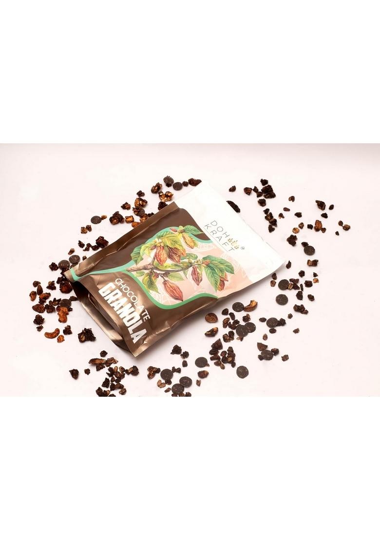 Avarya Crunchy & Delicious Granola | Healthy On-The-Go Snack | Perfect For Breakfast, Smoothies, & Yogurt (250 Gms, Chocolate Granola)