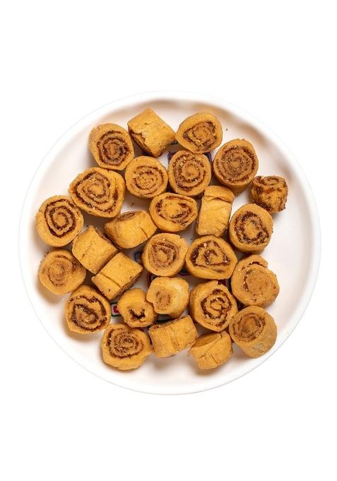 Delight Foods Bhakarwadi | Bakarwadi Snack Namkeen, 300g Delhi Special Chai Time Snacks Authentic Regional Namkeen| Traditional Indian