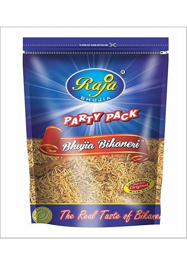 RAJA BHUJIA Bikaneri Party Pack 800g | 100% Handmade Namkeen Authentic Moth Dal & Original Longi Mirch of Silchar Crispy Healthy Ready-to-Eat Indian Snack