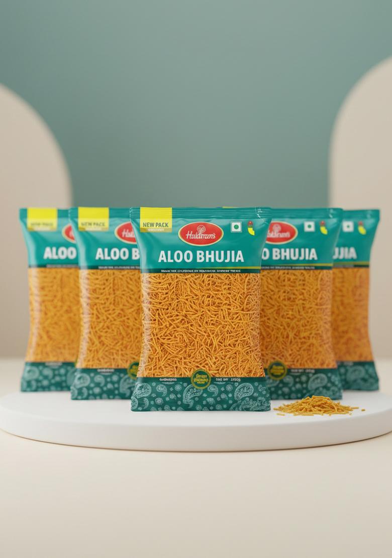 Haldiram's Aloo Bhujia 200g X 5 | All Time Favourite Perfect Tea-Time Ready to Eat Crispy & Light Snacks Spicy Tadka Indian Namkeen Savouries 1 Kg