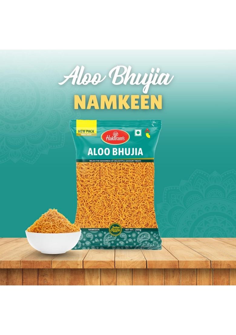 Haldiram's Aloo Bhujia 200g X 5 | All Time Favourite Perfect Tea-Time Ready to Eat Crispy & Light Snacks Spicy Tadka Indian Namkeen Savouries 1 Kg