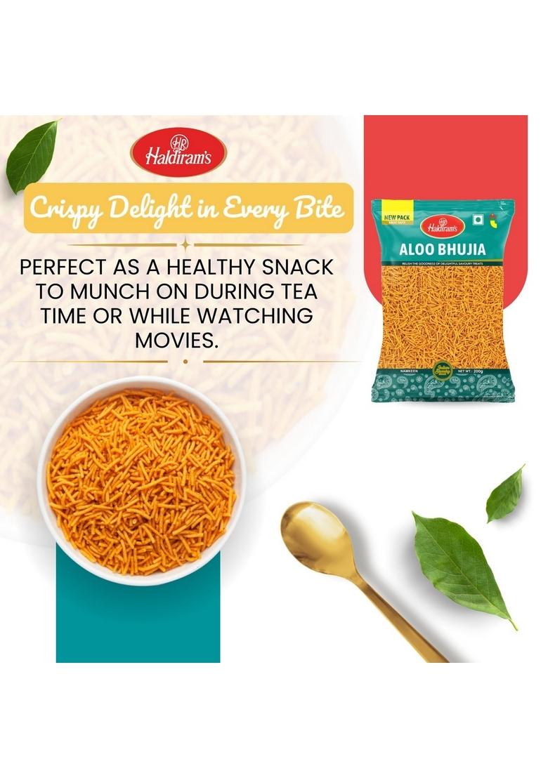 Haldiram's Aloo Bhujia 200g X 5 | All Time Favourite Perfect Tea-Time Ready to Eat Crispy & Light Snacks Spicy Tadka Indian Namkeen Savouries 1 Kg