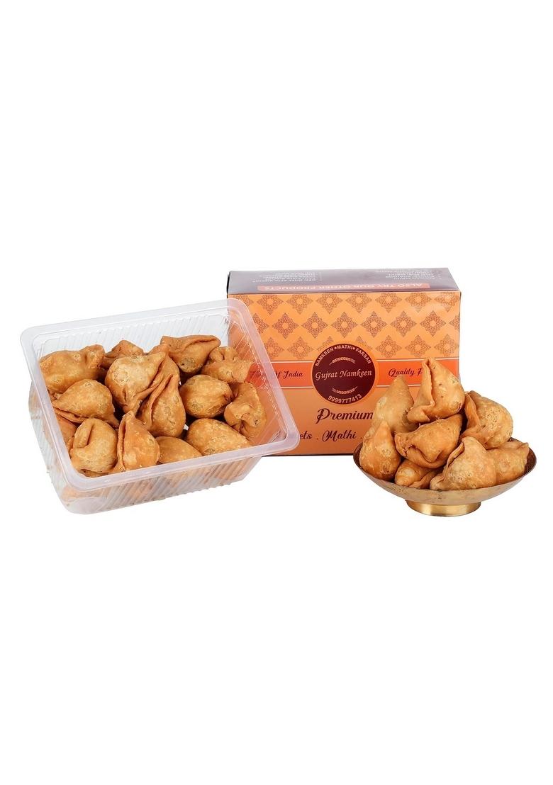 Gujrat Namkeen Special Masala samosa (Moong Dal Masala) | Ready to eat 400 gram 1 box