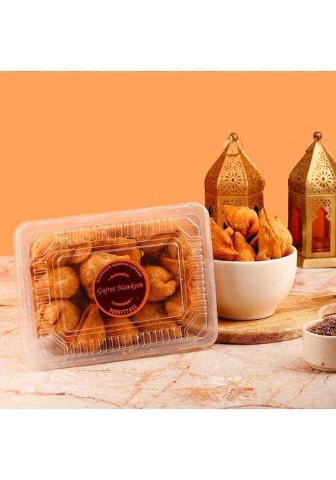 Gujrat Namkeen Special Masala samosa (Moong Dal Masala) | Ready to eat 400 gram 1 box